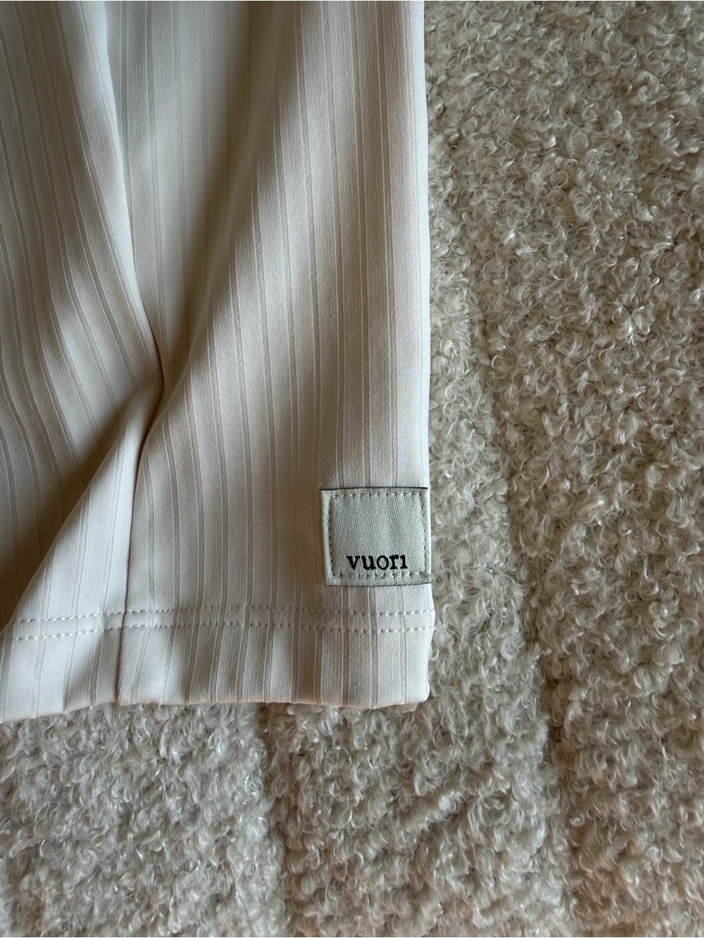 Vuori Inversion Rib Support Tank | Marshmellow | Medium - Picture 5 of 5